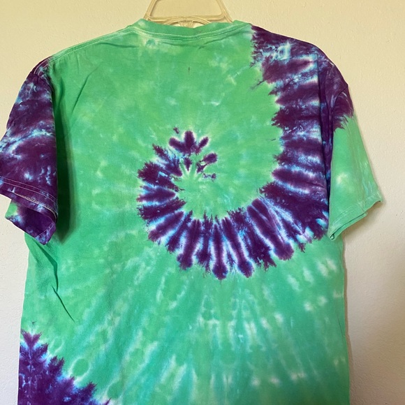 Green and Purple Spiral Tie Dye T-Shirt Size L - Picture 2 of 5